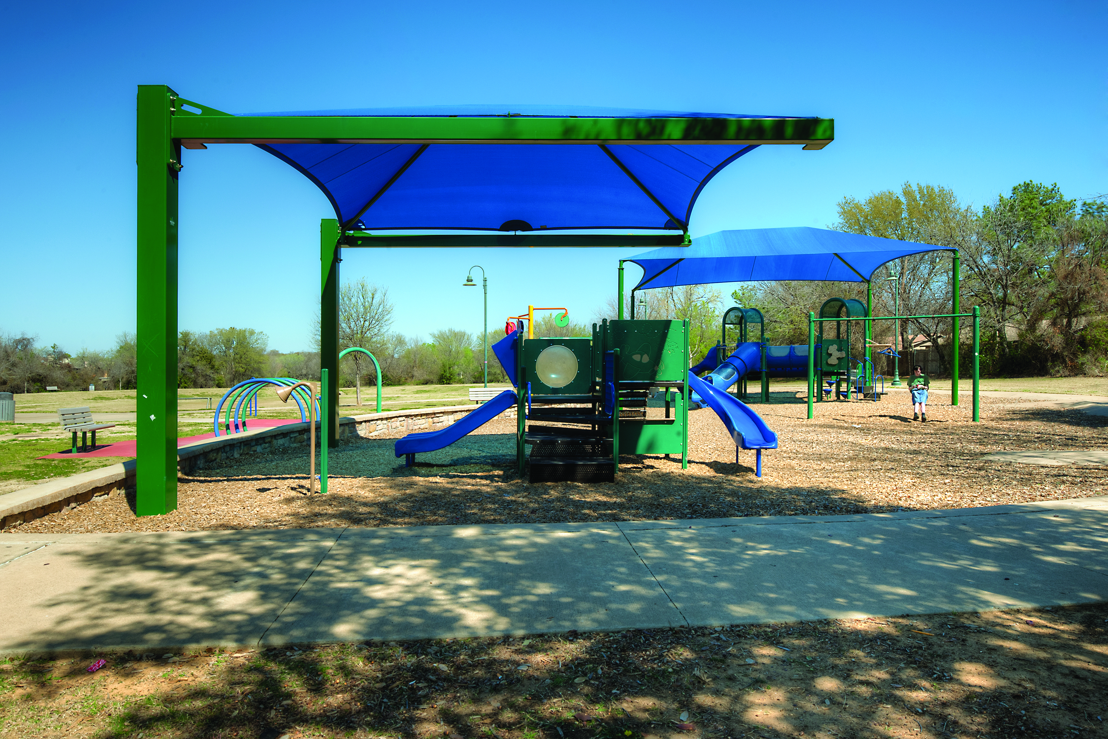 Shade Structure Full Cantilever